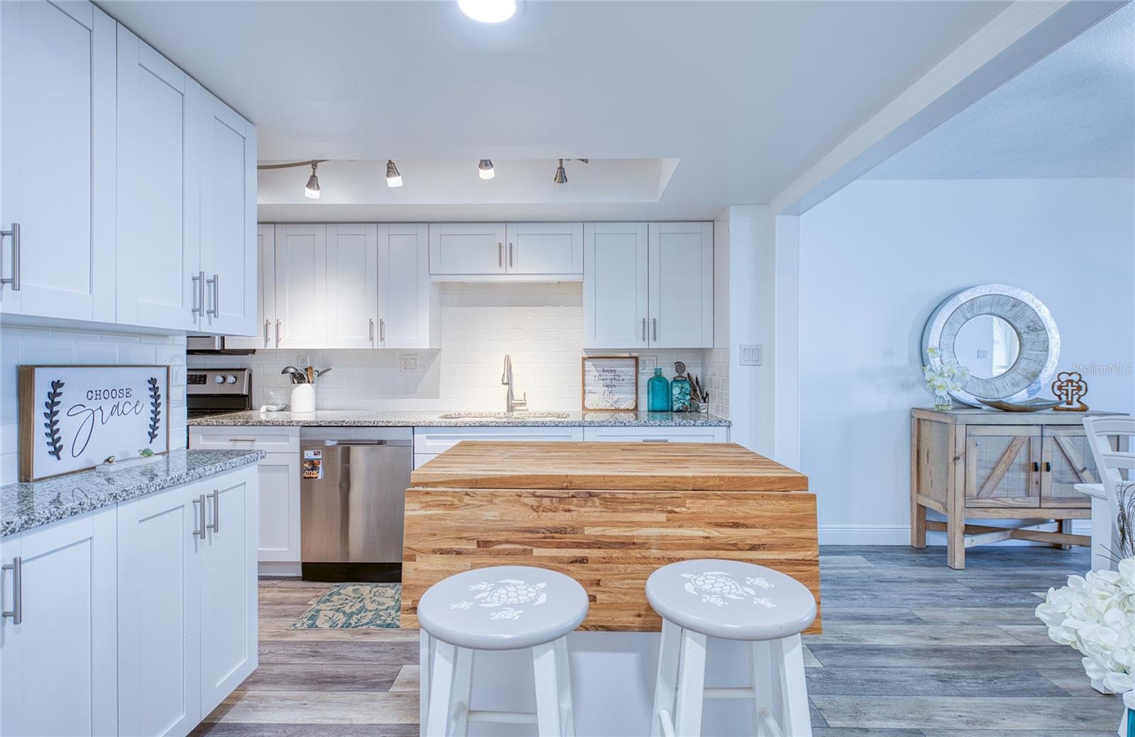 7400 SUN ISLAND DR S #709 — photo 7