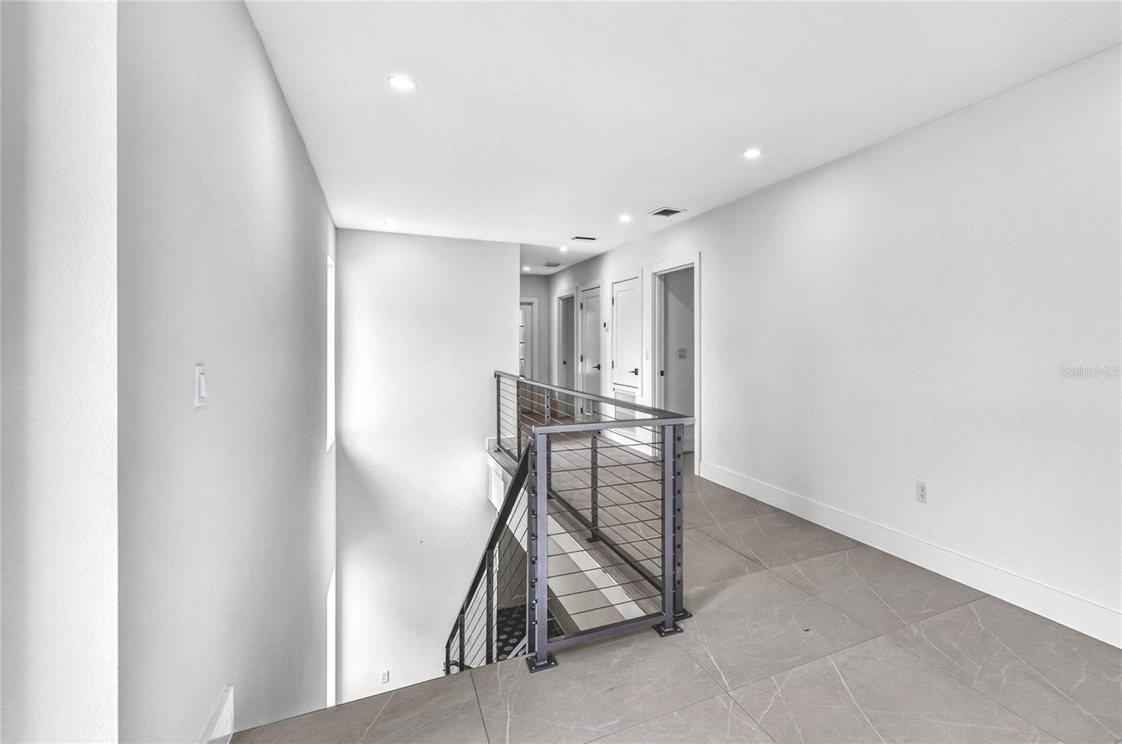 2590 FLOYD ST — photo 34