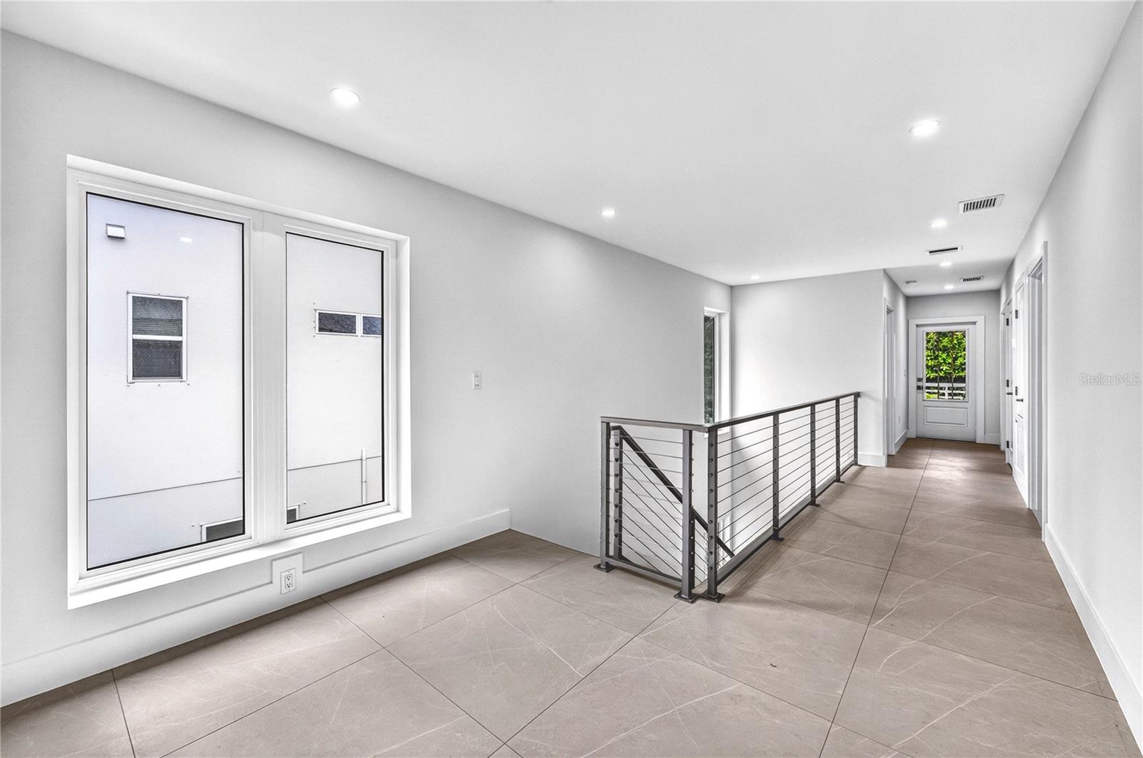 2590 FLOYD ST — photo 48