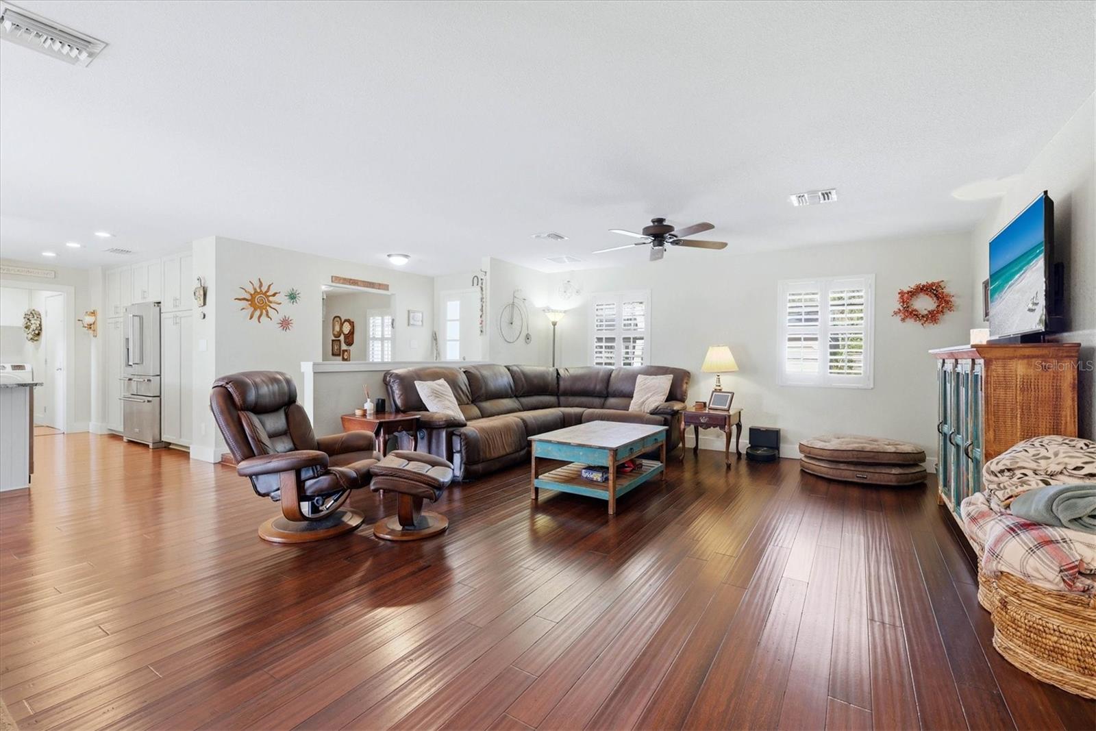 5505 BENEVA WOODS CIR — photo 15