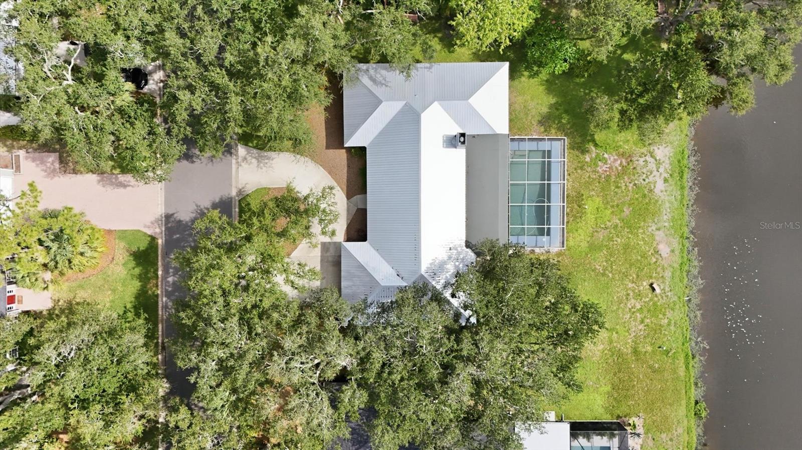 5505 BENEVA WOODS CIR — photo 34