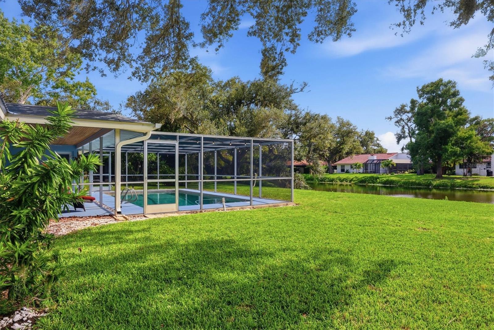 5505 BENEVA WOODS CIR — photo 30