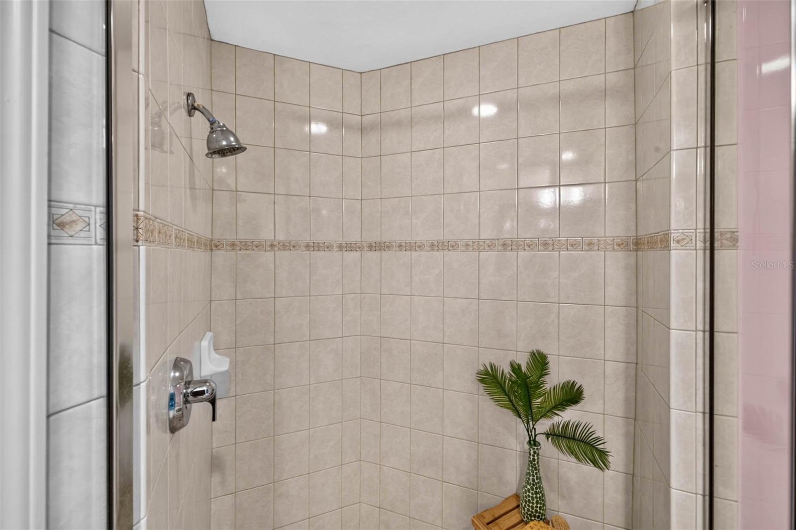 555 5TH AVE NE #521 — photo 20