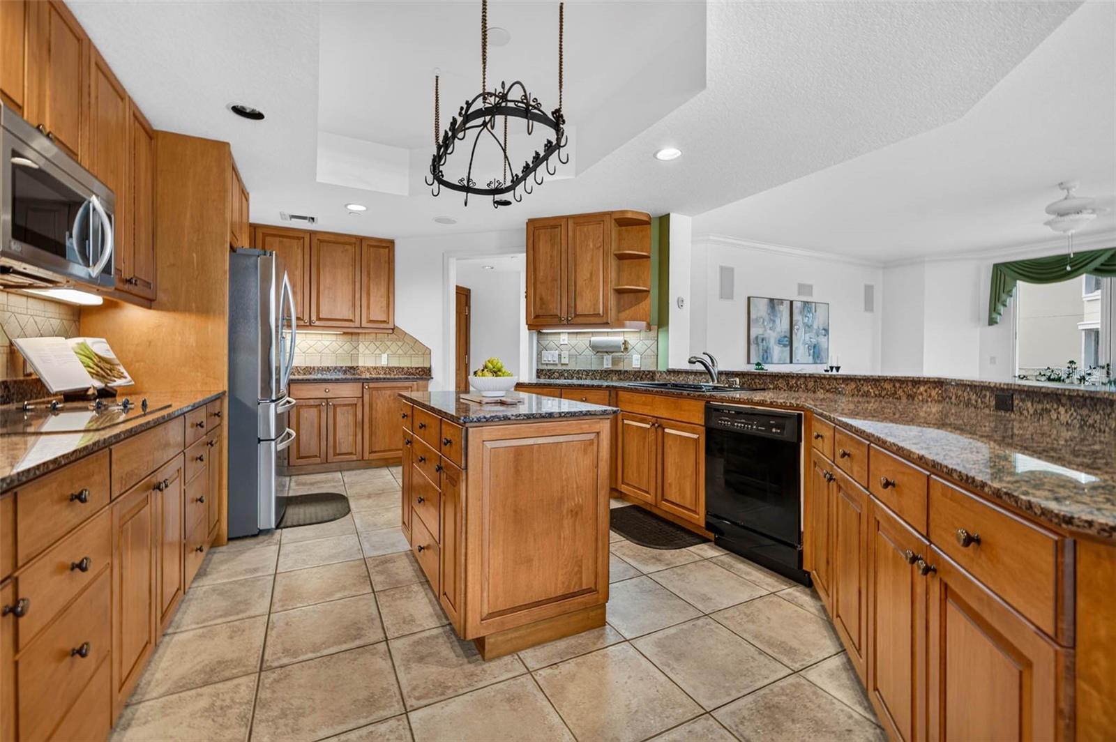 555 5TH AVE NE #521 — photo 12