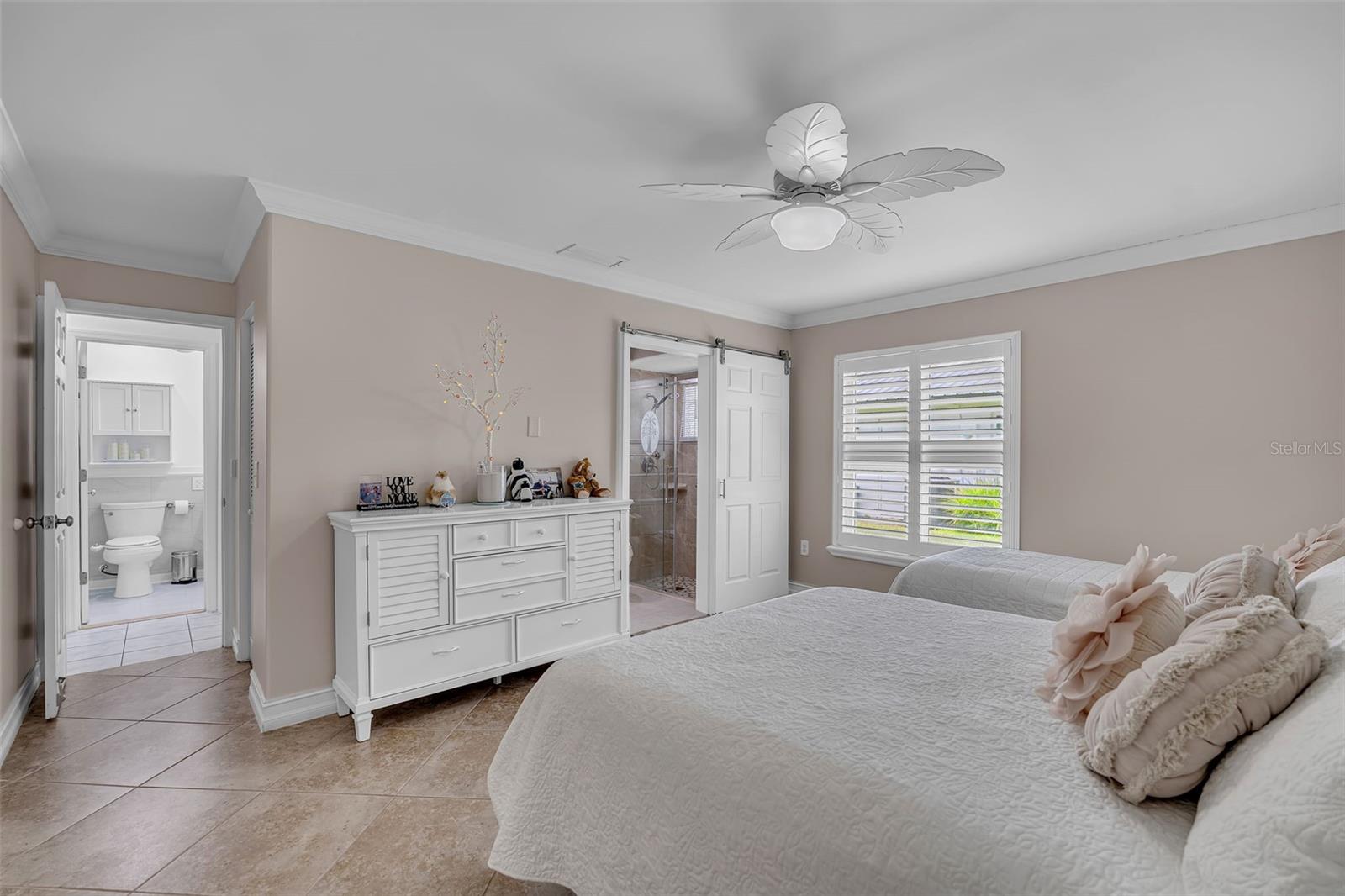 720 S GONDOLA DR — photo 48