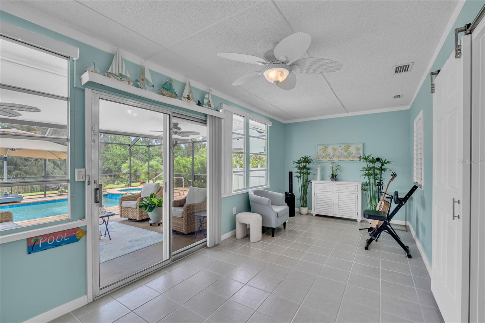 720 S GONDOLA DR — photo 63