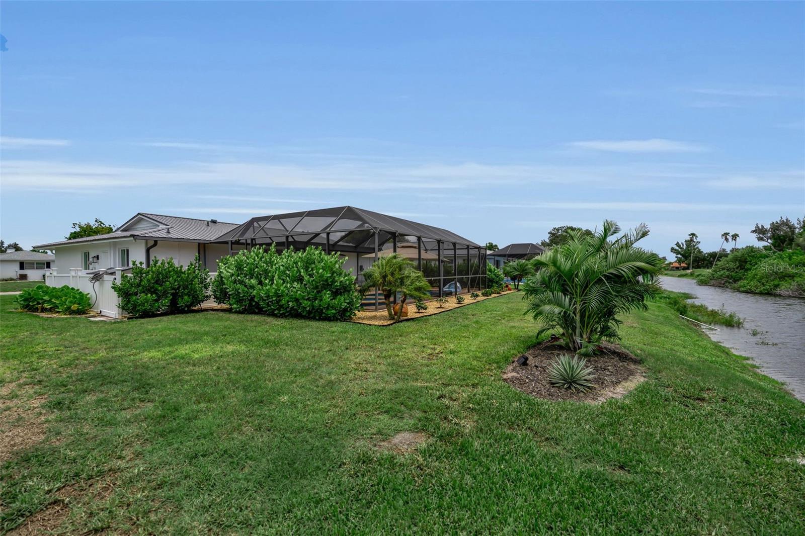 720 S GONDOLA DR — photo 19