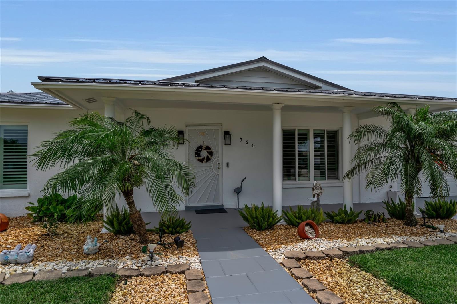 720 S GONDOLA DR — photo 4