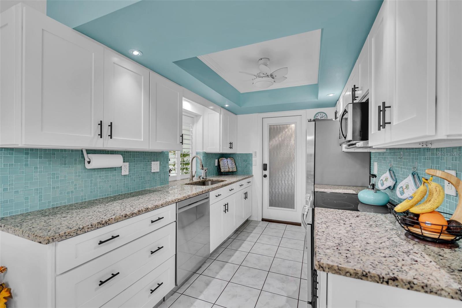 720 S GONDOLA DR — photo 41
