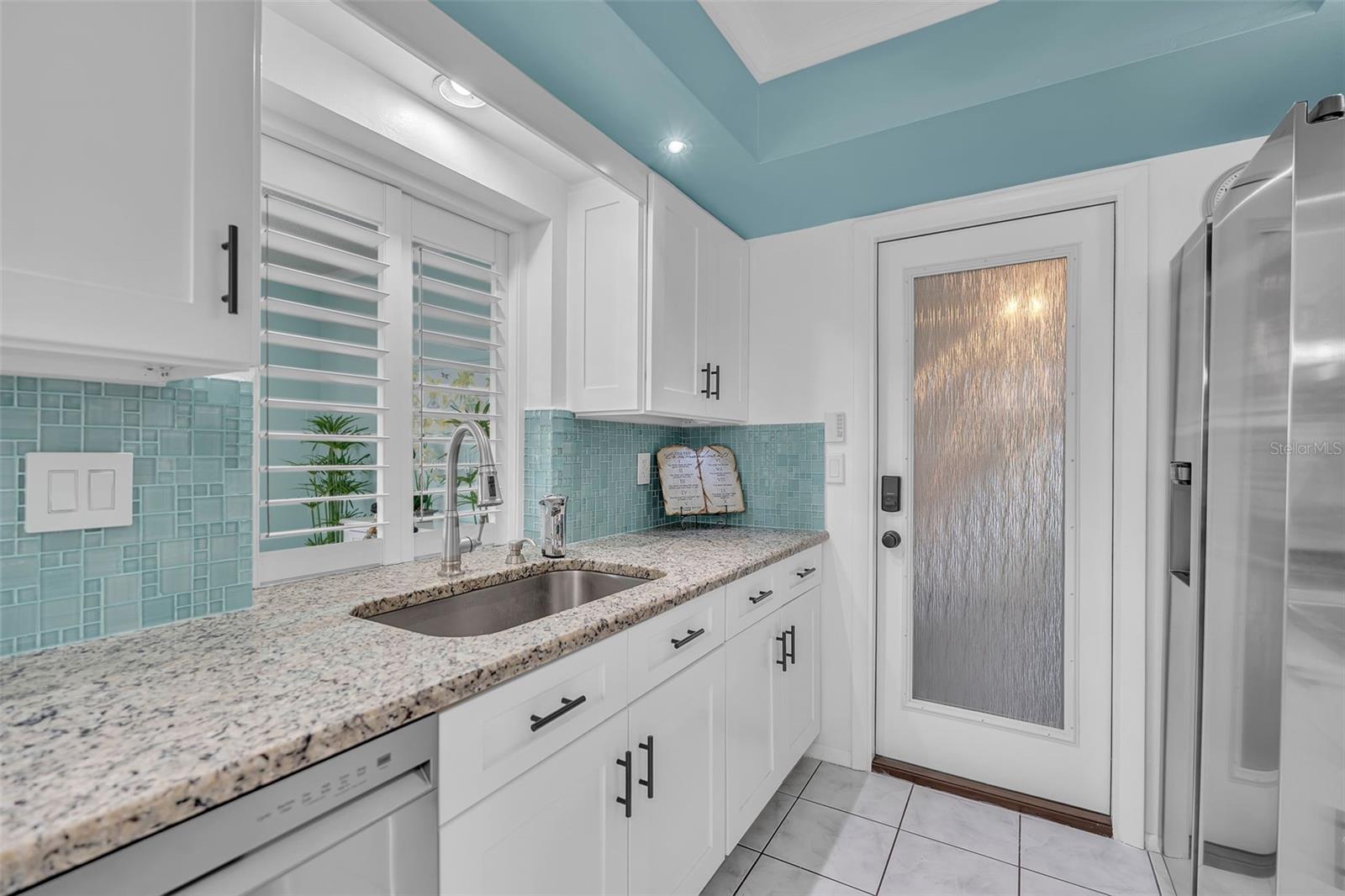 720 S GONDOLA DR — photo 44