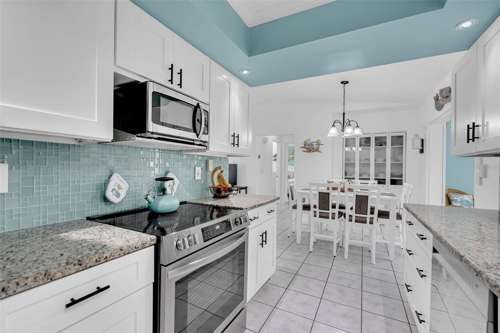 720 S GONDOLA DR — photo 46