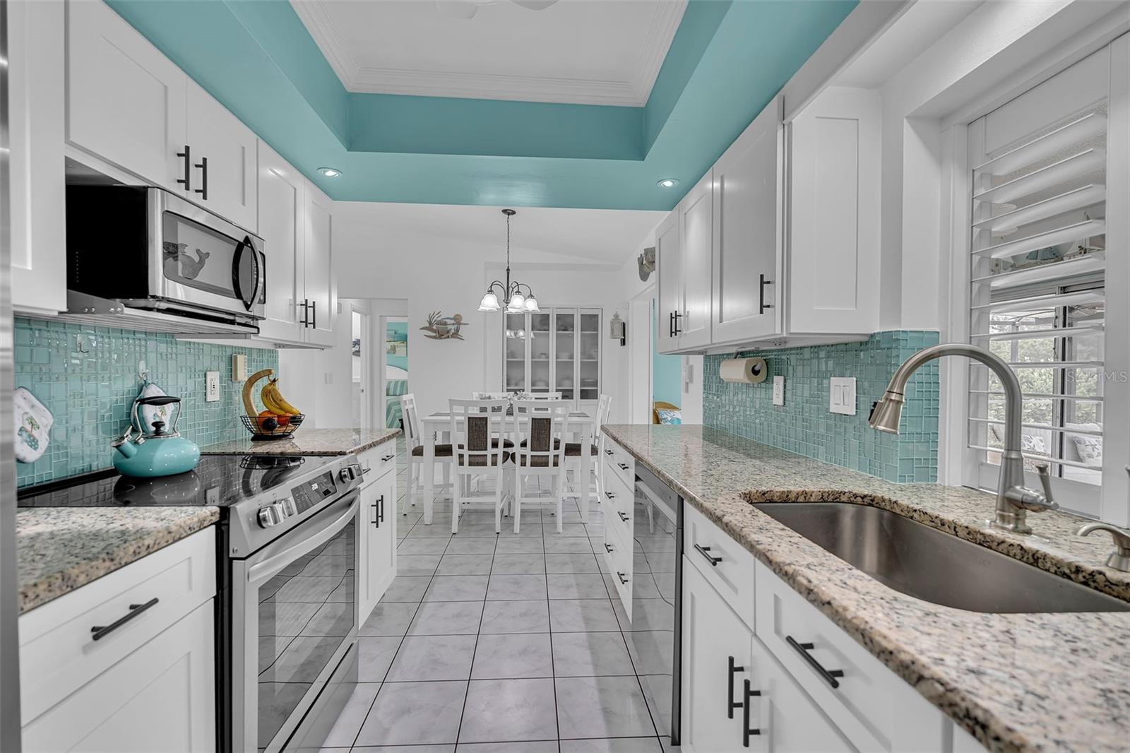 720 S GONDOLA DR — photo 45