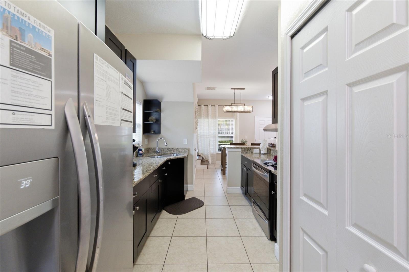 205 E KIRBY ST — photo 14