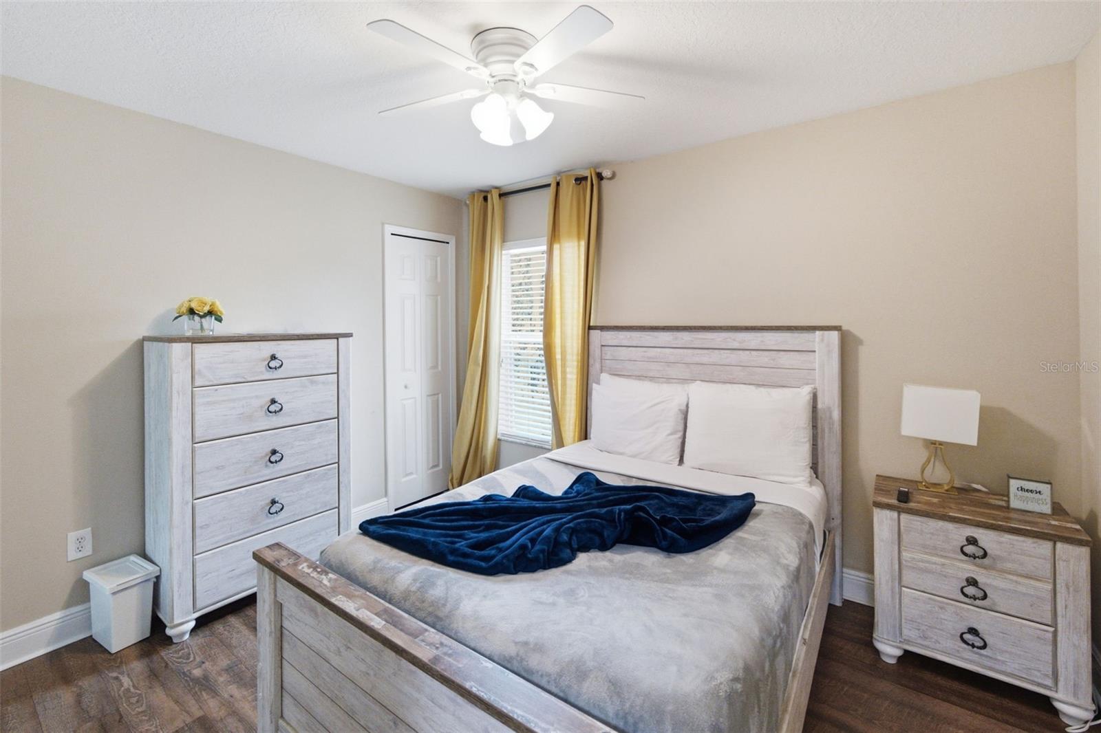 205 E KIRBY ST — photo 18