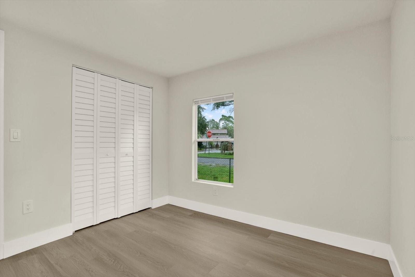 5801 MYRTLE LN — photo 22
