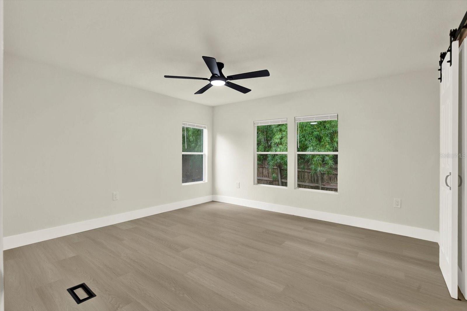 5801 MYRTLE LN — photo 16
