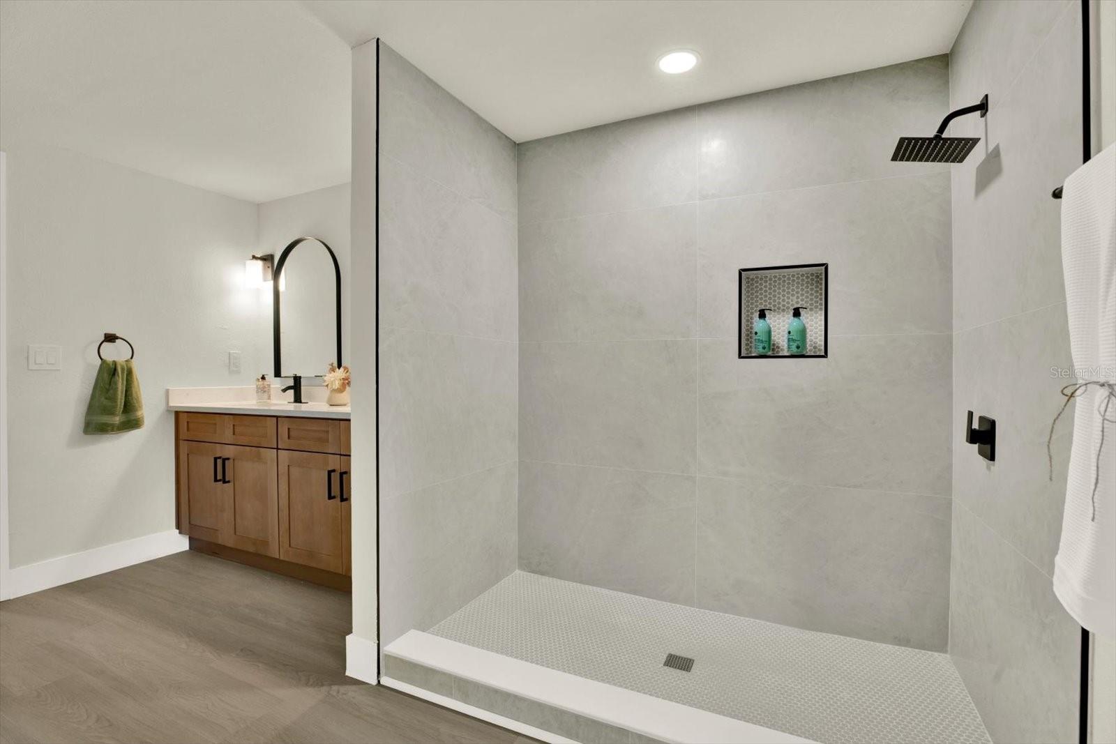 5801 MYRTLE LN — photo 20