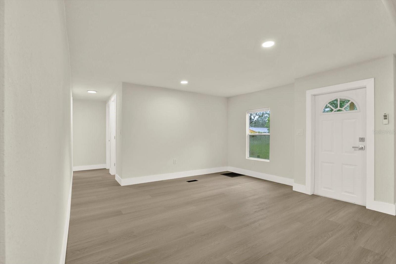 5801 MYRTLE LN — photo 6