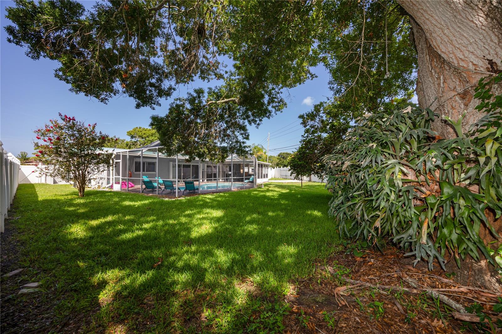 12291 MONARCH CIR — photo 42
