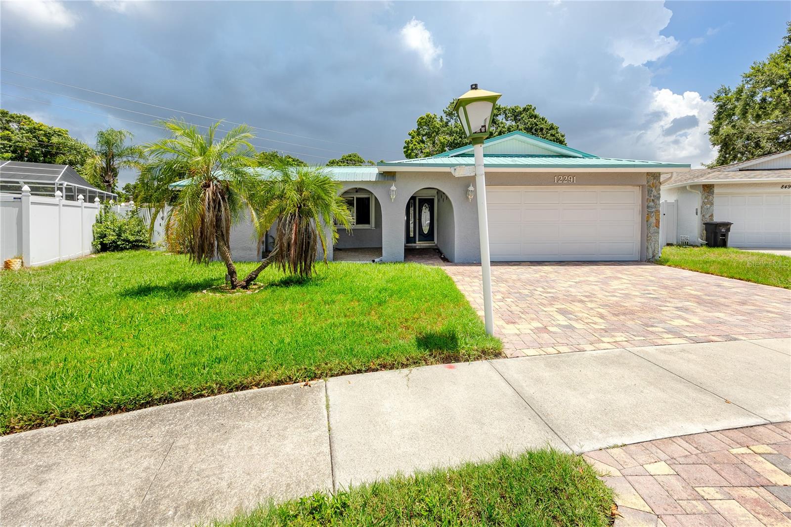 12291 MONARCH CIR — photo 44