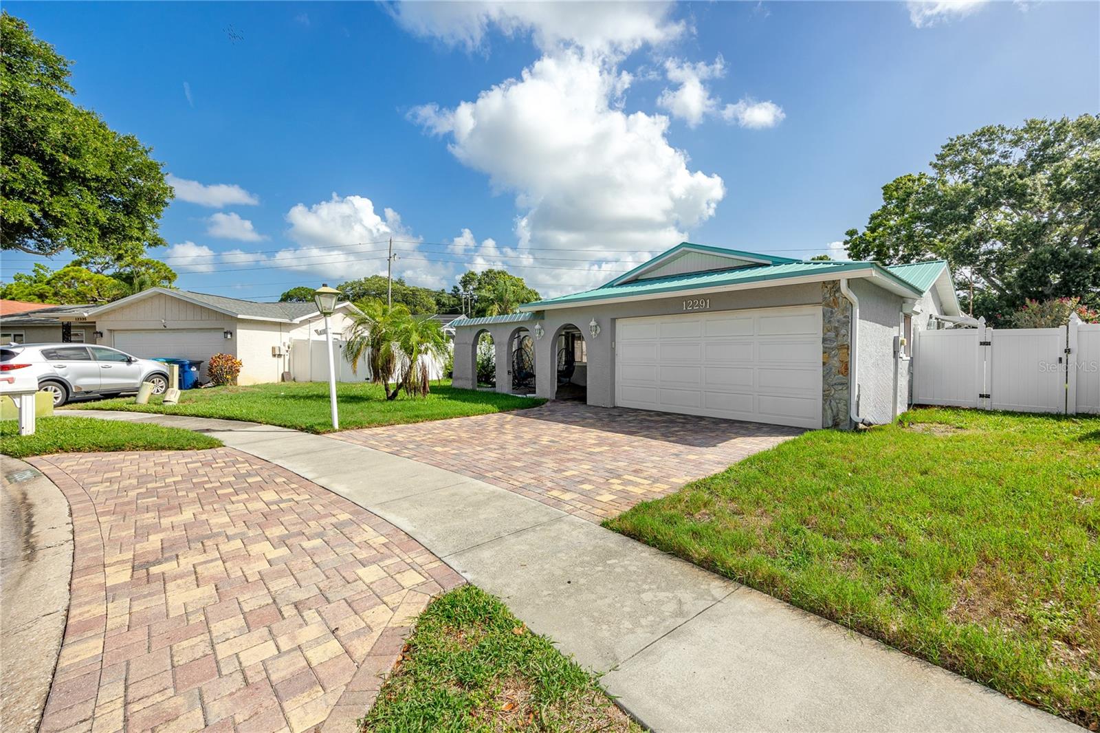 12291 MONARCH CIR — photo 45