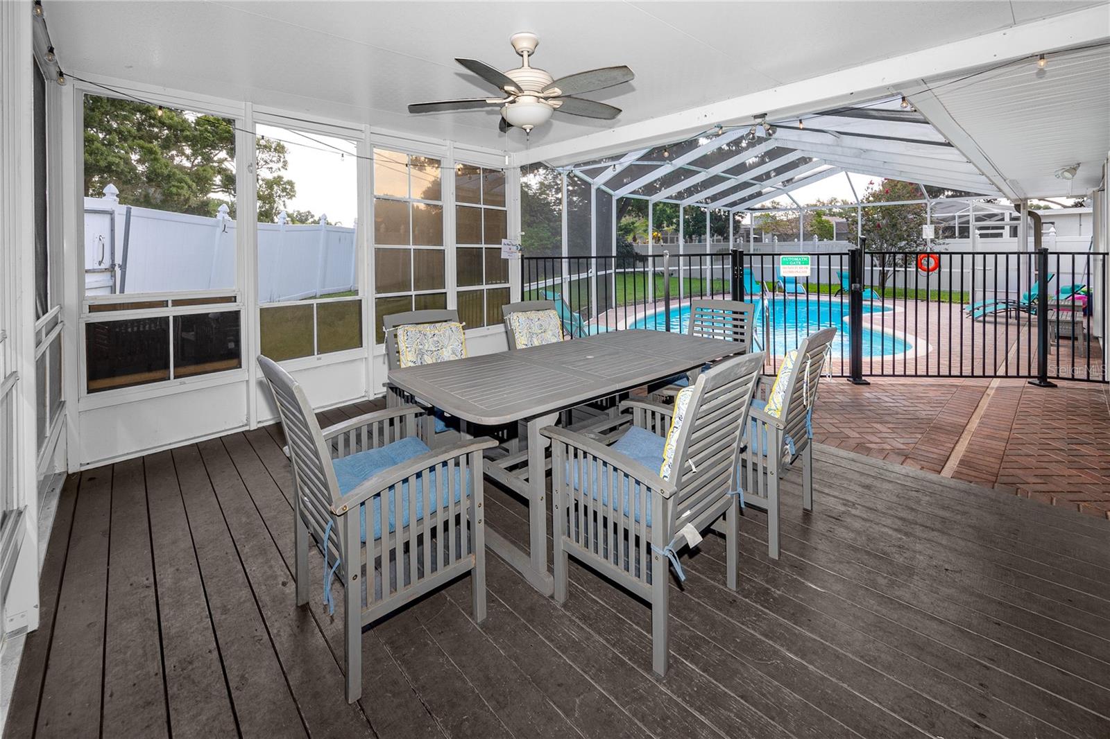 12291 MONARCH CIR — photo 3