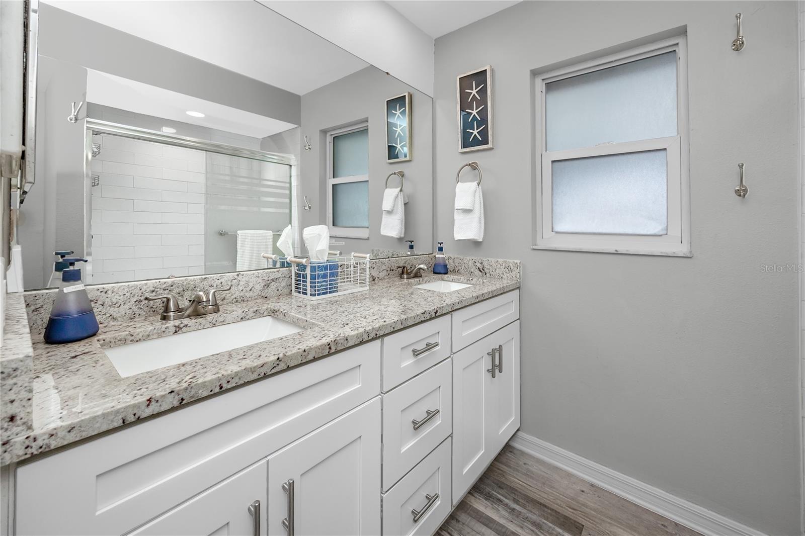 12291 MONARCH CIR — photo 25