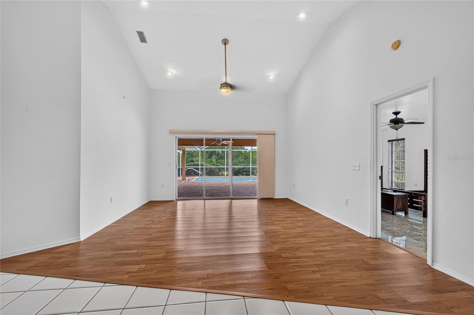 105 JACARANDA BLVD — photo 8