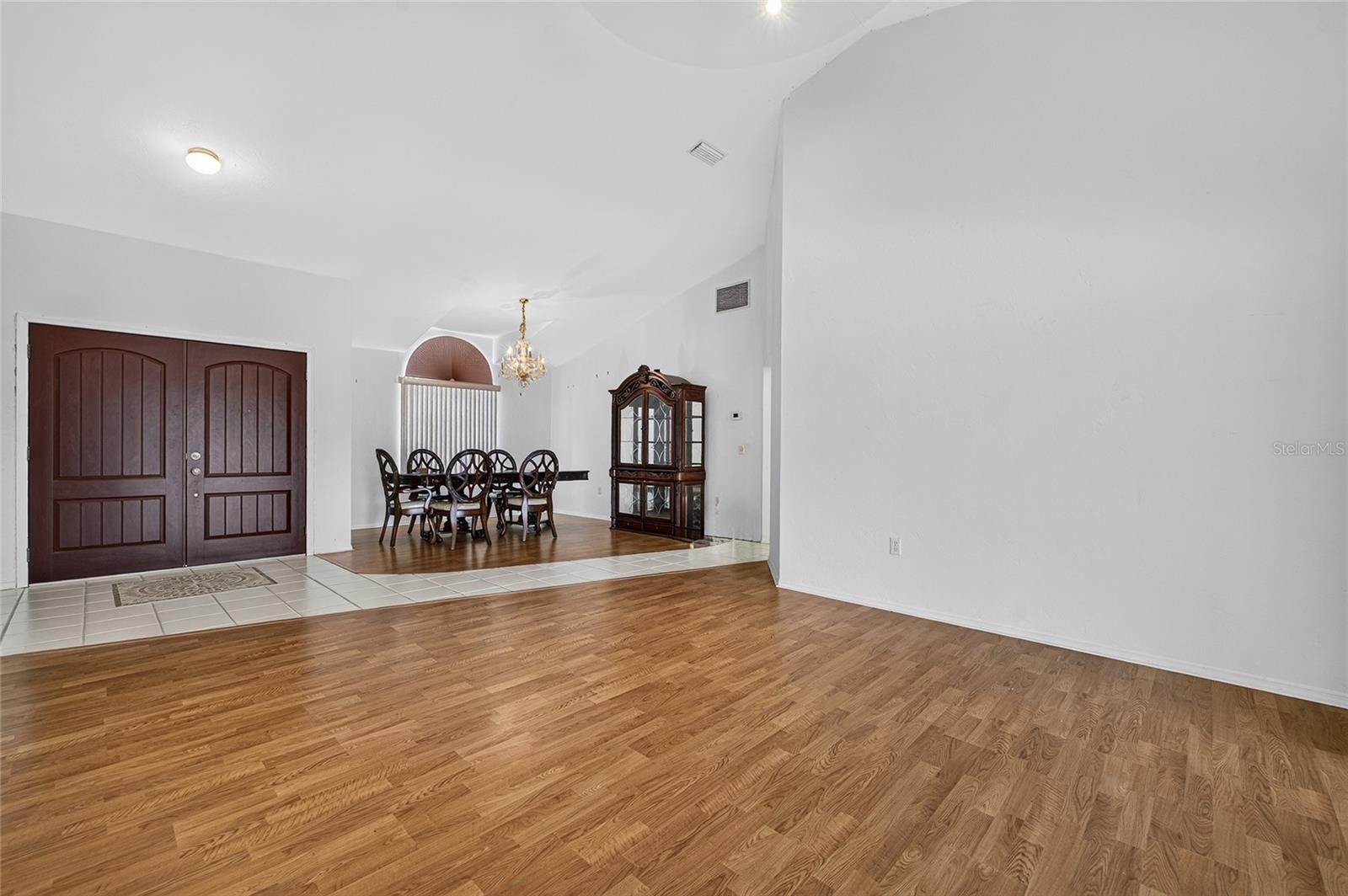 105 JACARANDA BLVD — photo 21