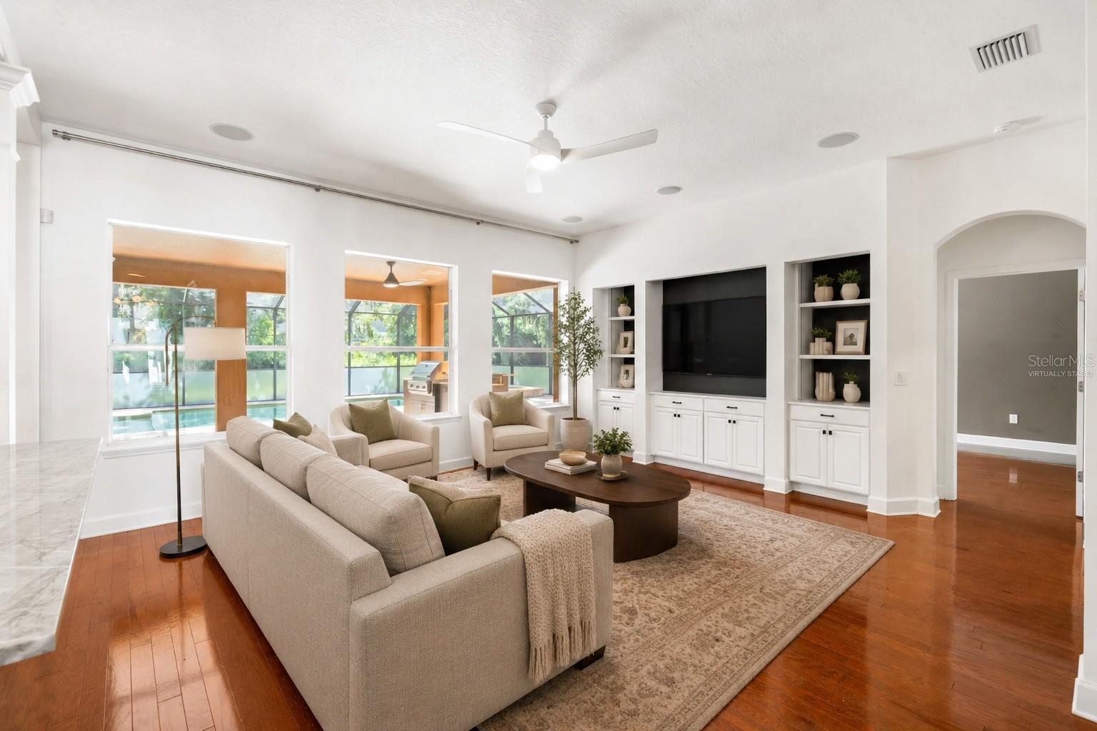 15910 TERNGLADE DR — photo 15