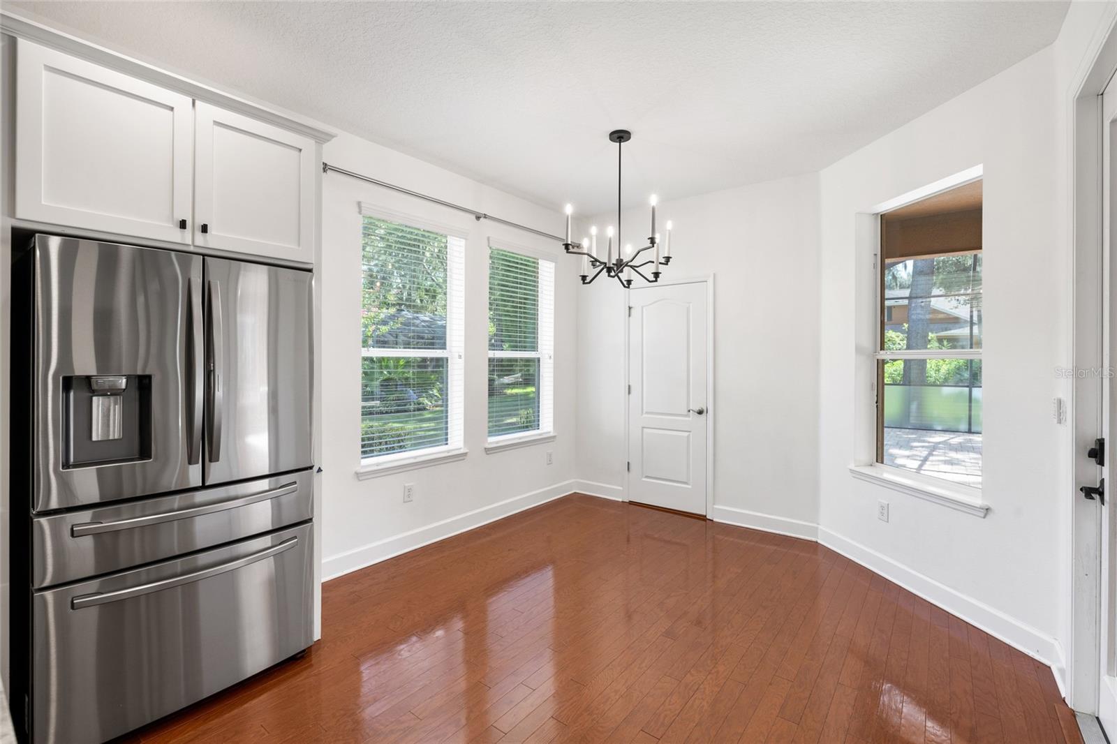 15910 TERNGLADE DR — photo 27