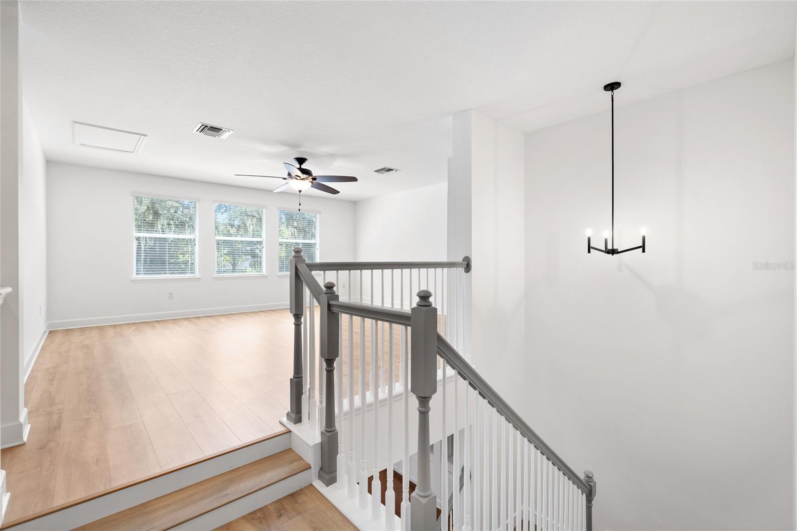 15910 TERNGLADE DR — photo 41
