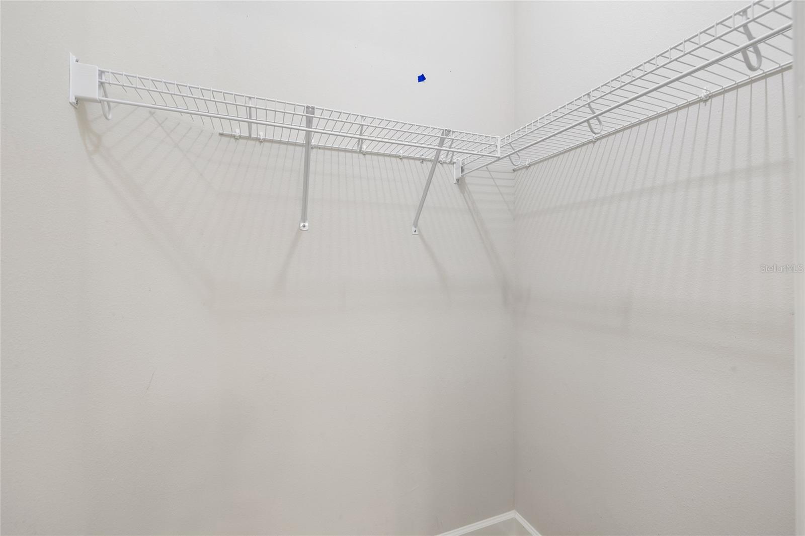 15910 TERNGLADE DR — photo 52