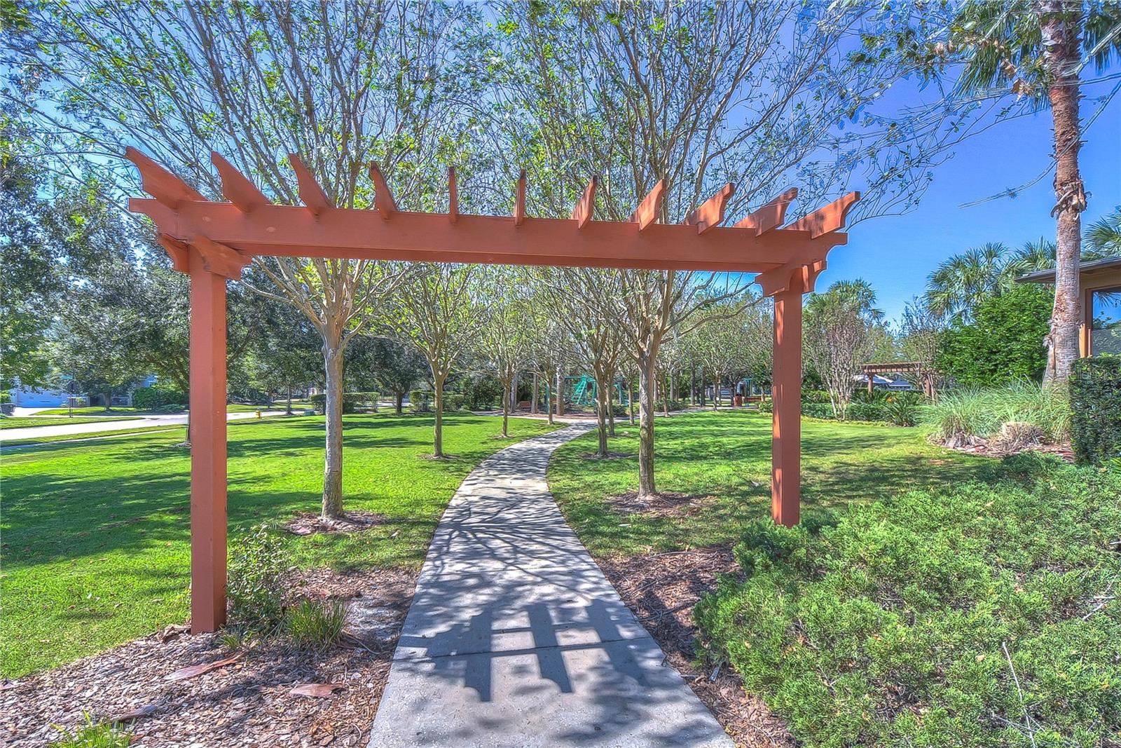 15910 TERNGLADE DR — photo 97