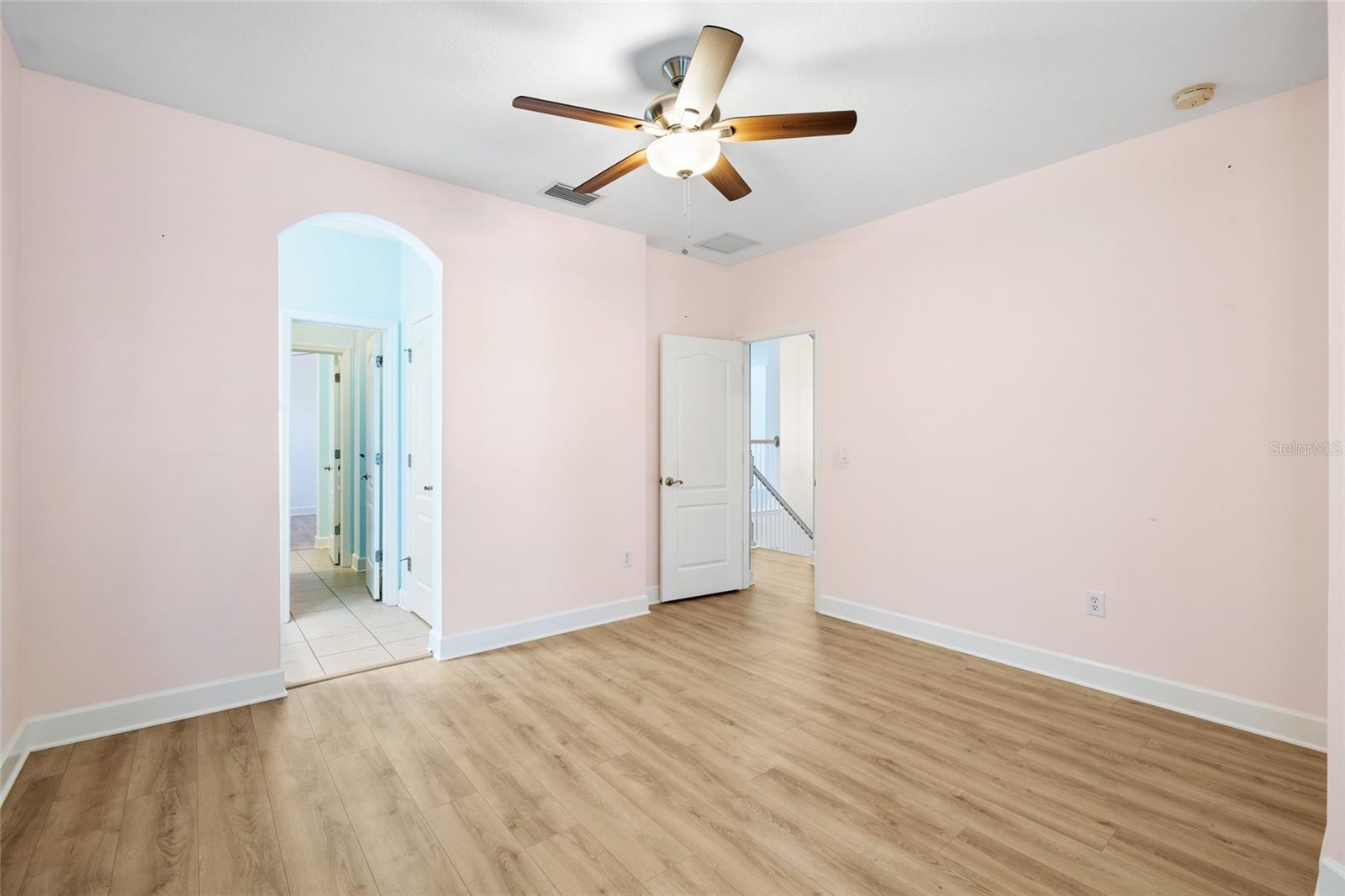 15910 TERNGLADE DR — photo 55
