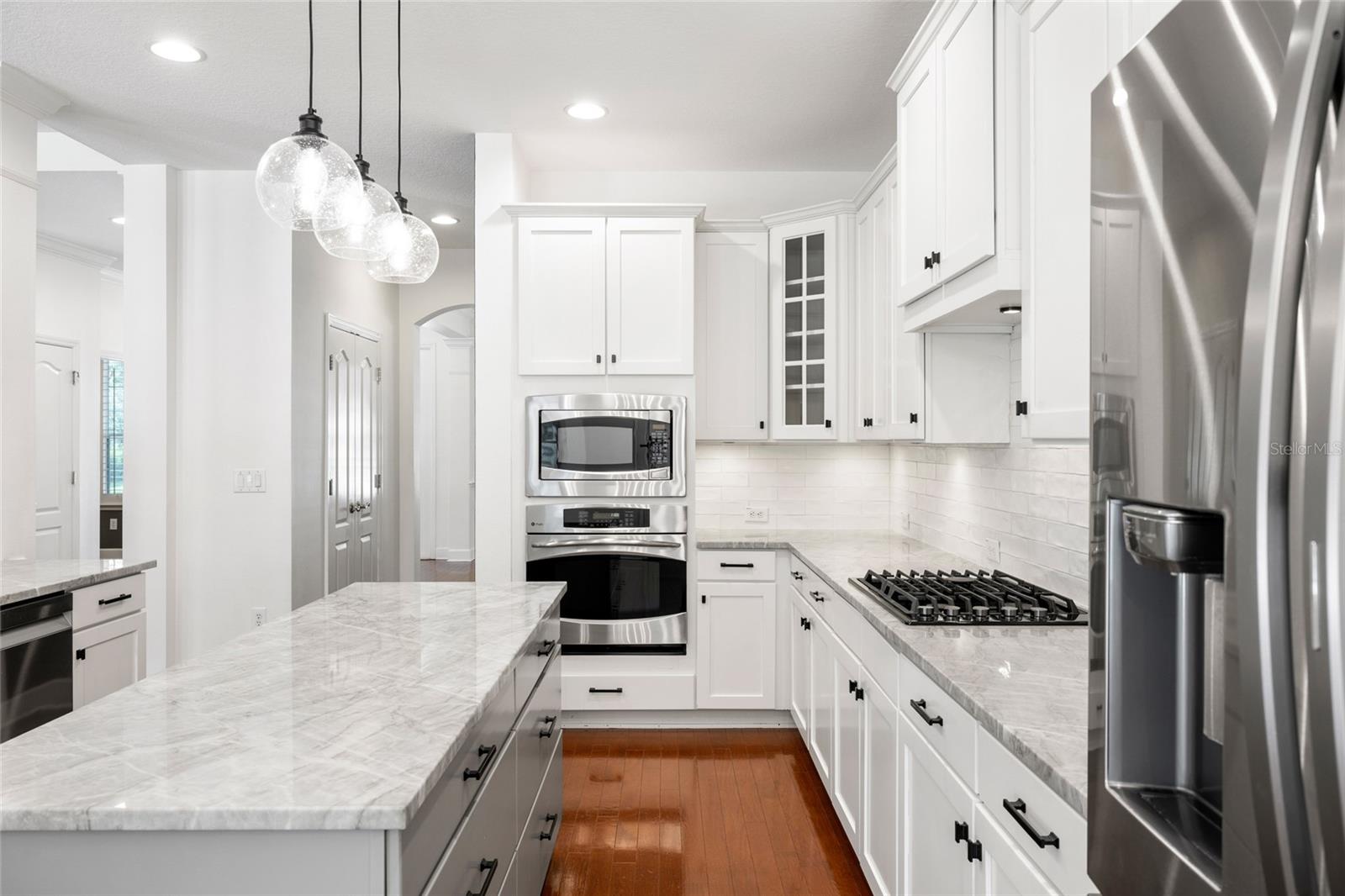 15910 TERNGLADE DR — photo 25