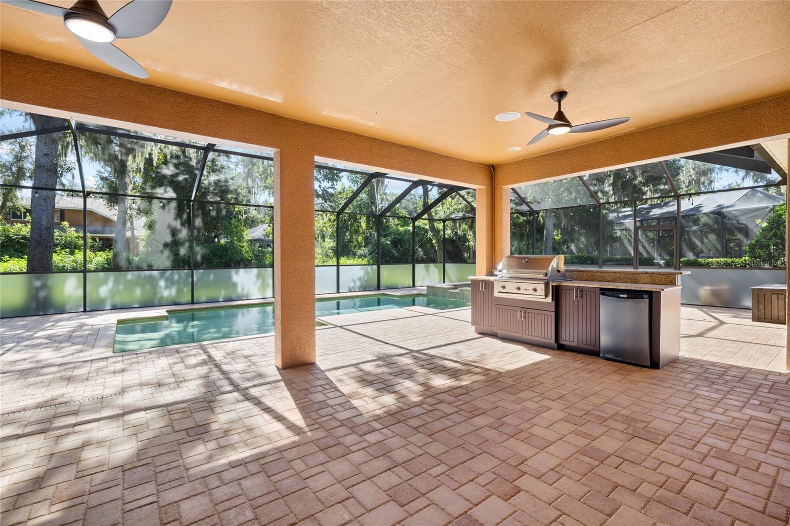 15910 TERNGLADE DR — photo 60