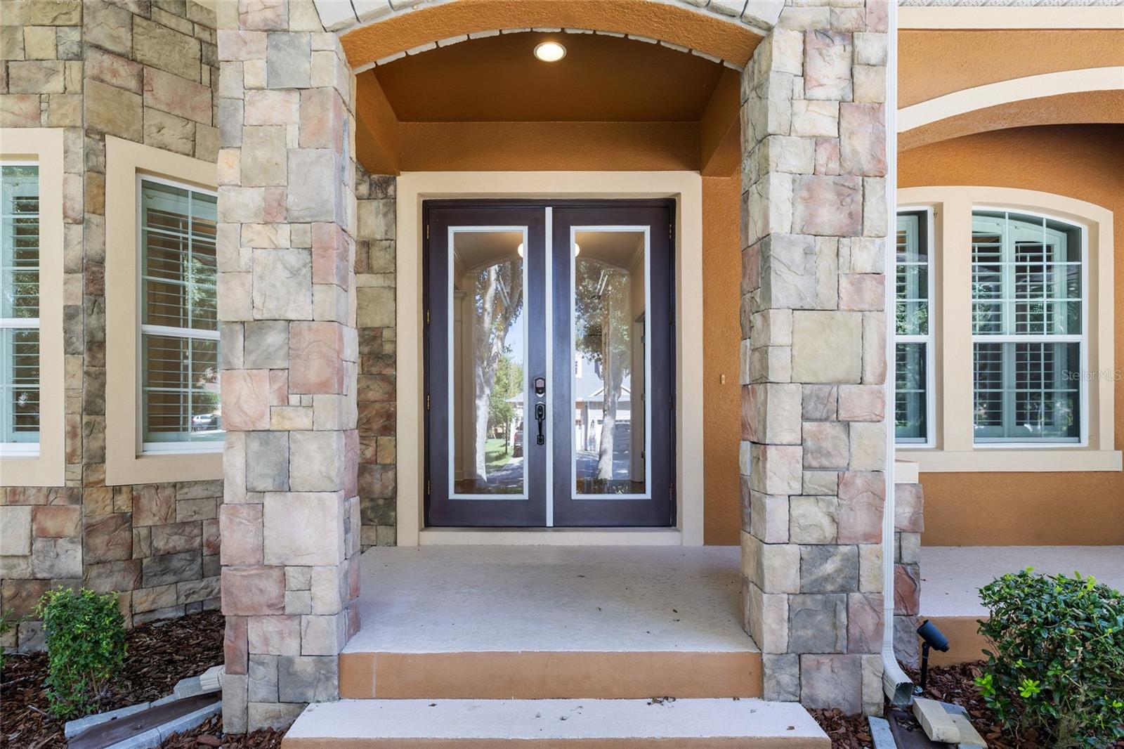 15910 TERNGLADE DR — photo 5