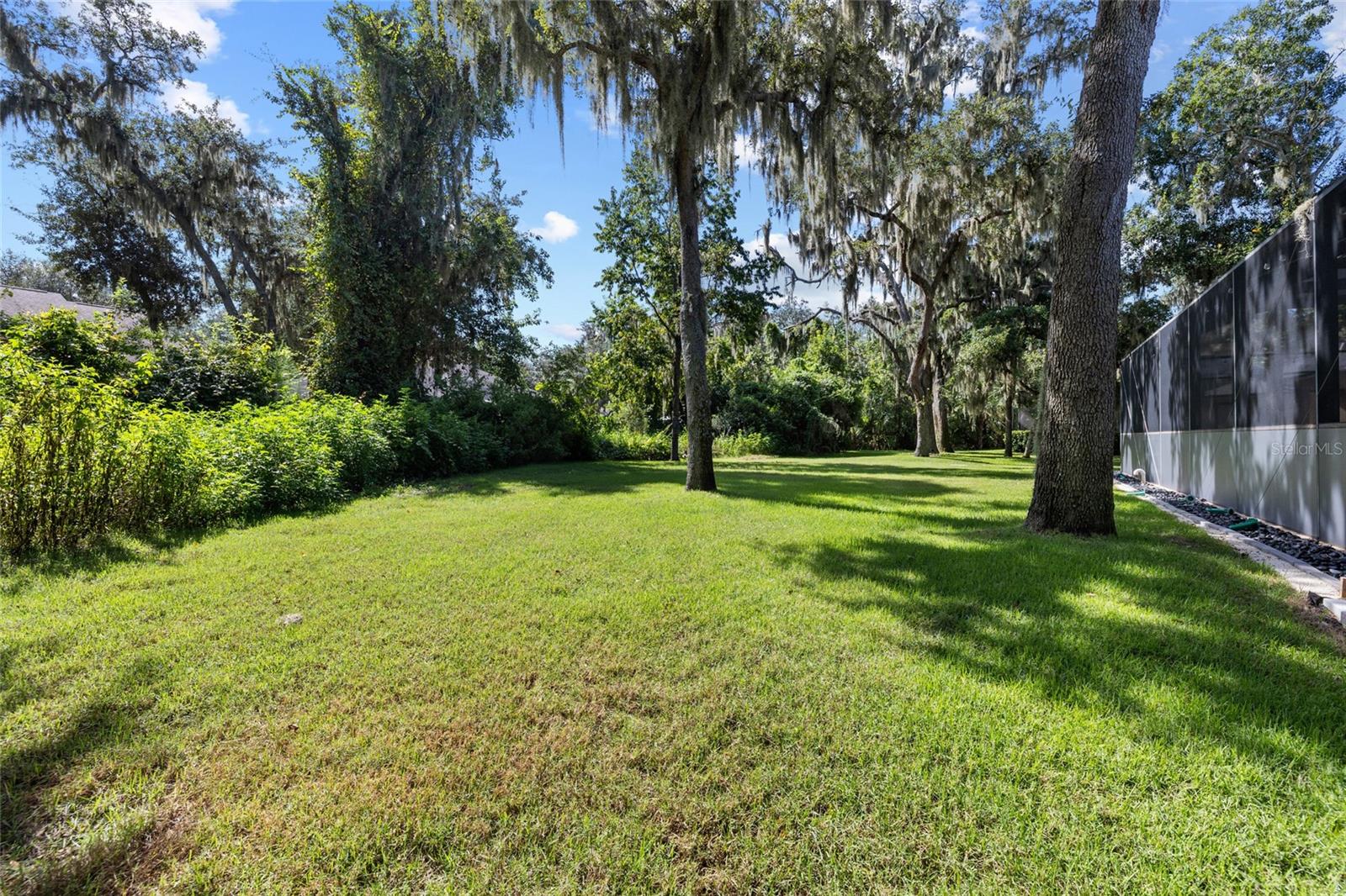 15910 TERNGLADE DR — photo 73