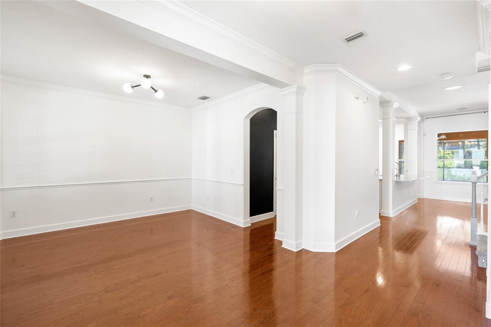 15910 TERNGLADE DR — photo 10