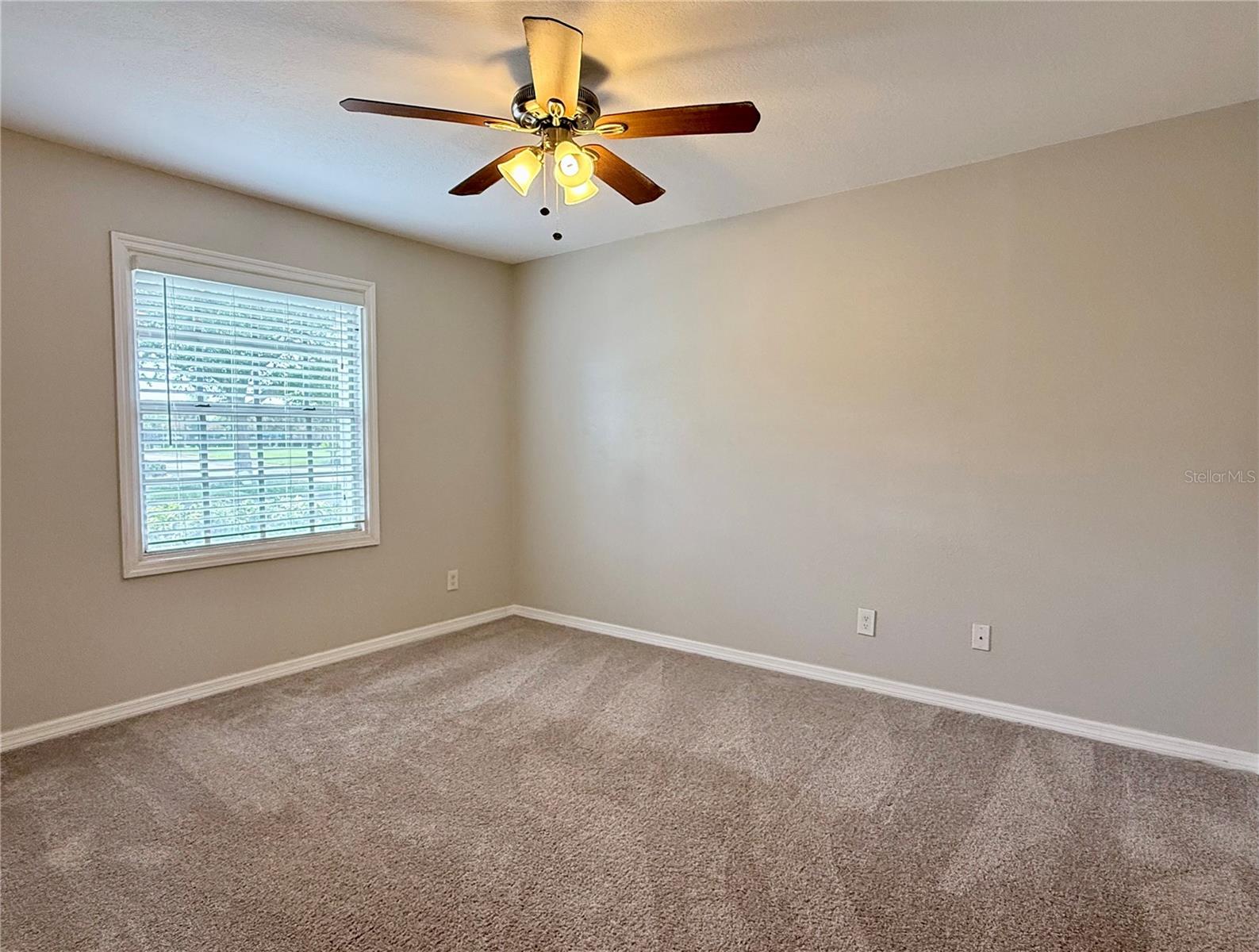 4728 BEACH DR SE #B — photo 10