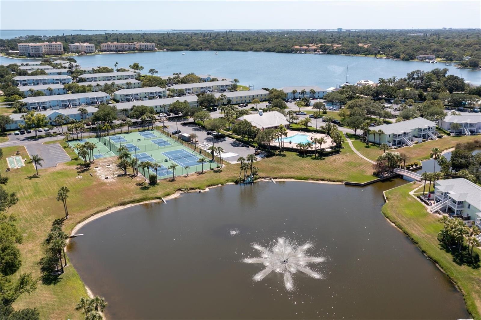 4728 BEACH DR SE #B — photo 41
