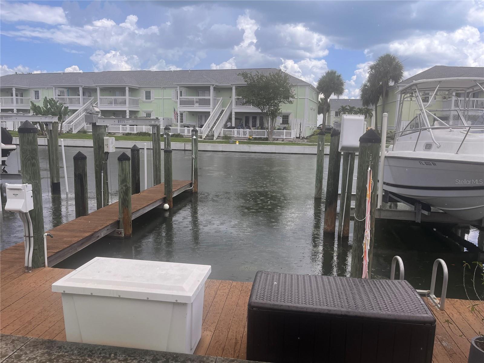 4728 BEACH DR SE #B — photo 23
