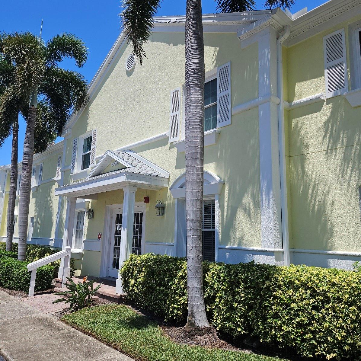 4728 BEACH DR SE #B — photo 24