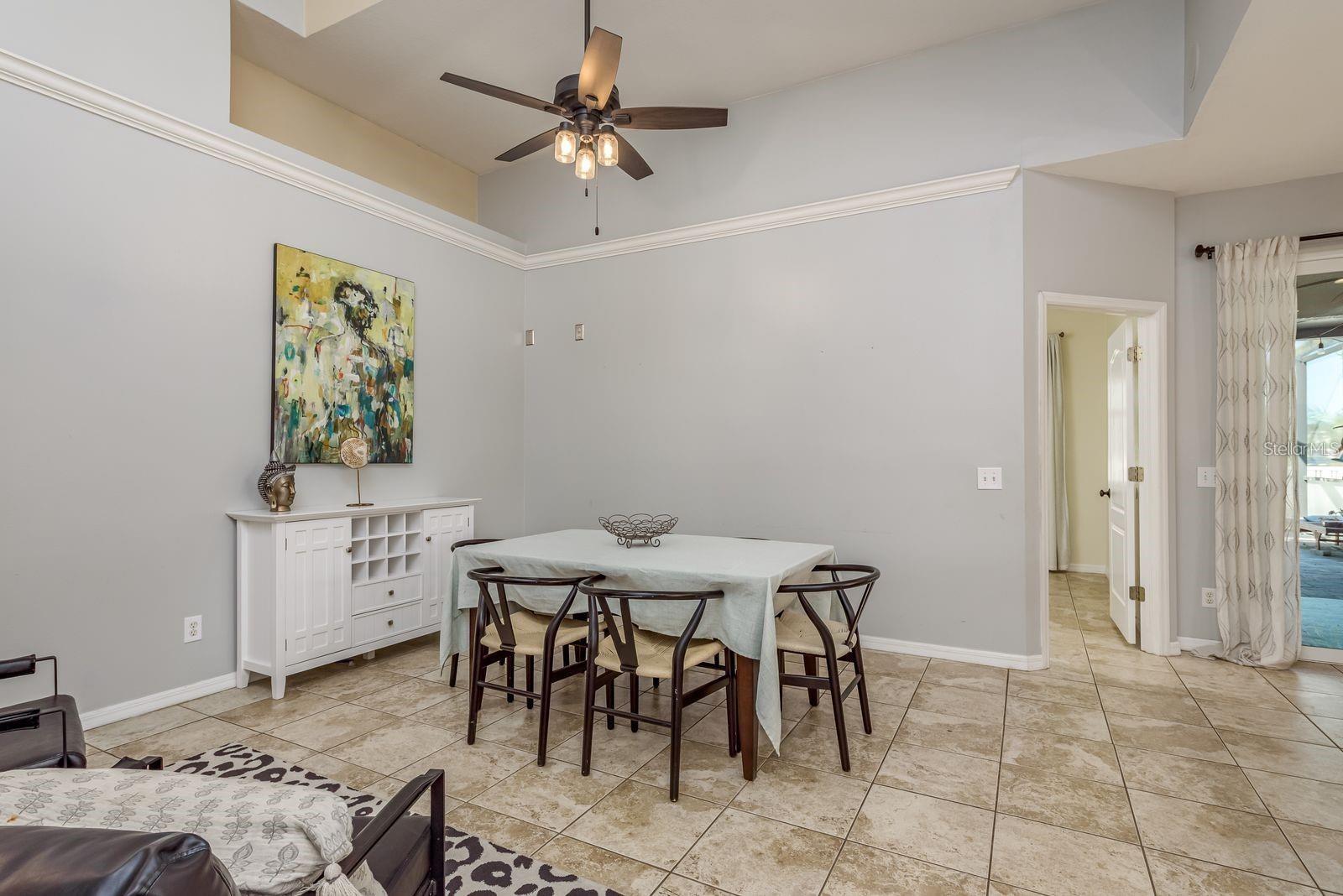 1810 WINSLOE DR — photo 12