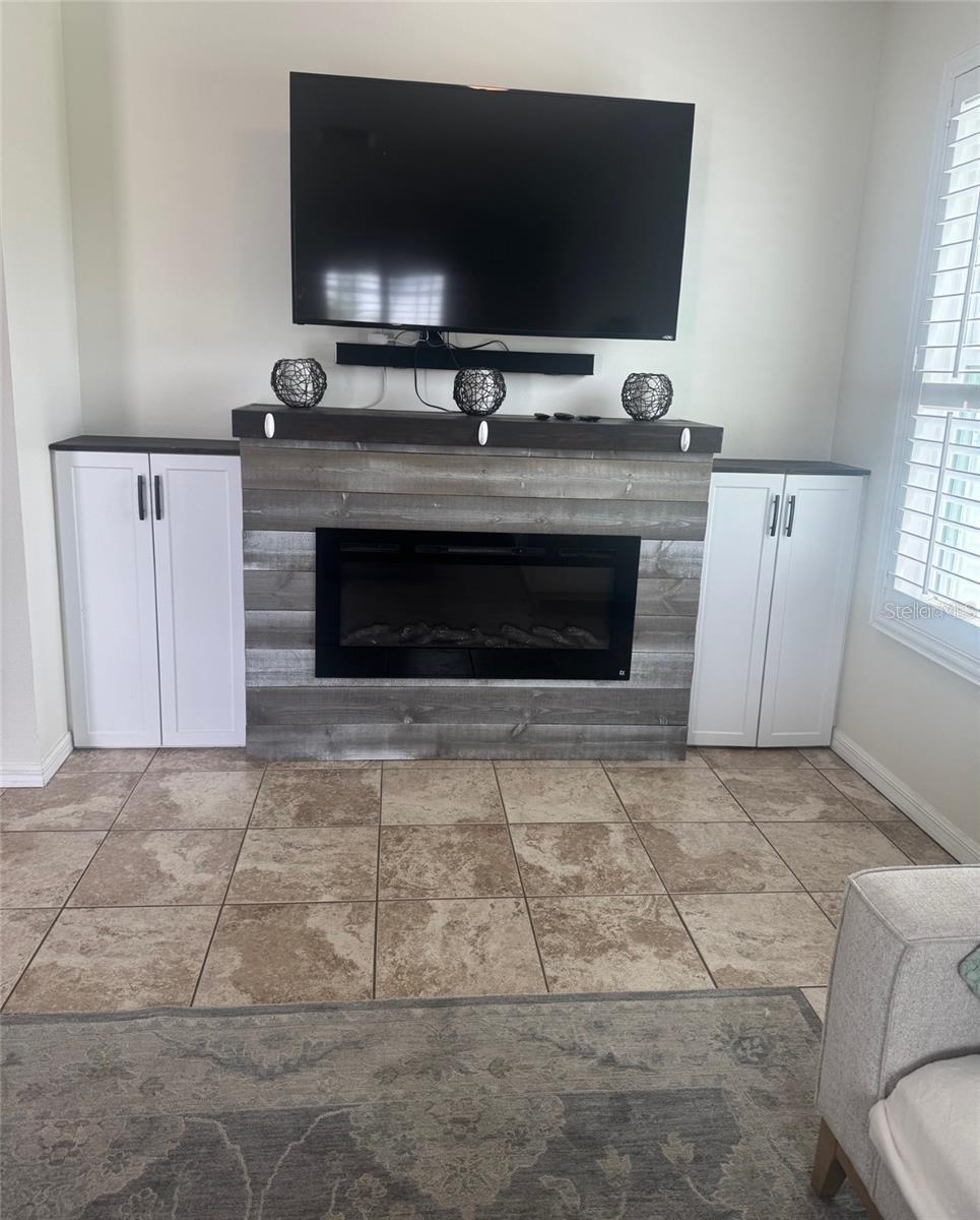 1810 WINSLOE DR — photo 16