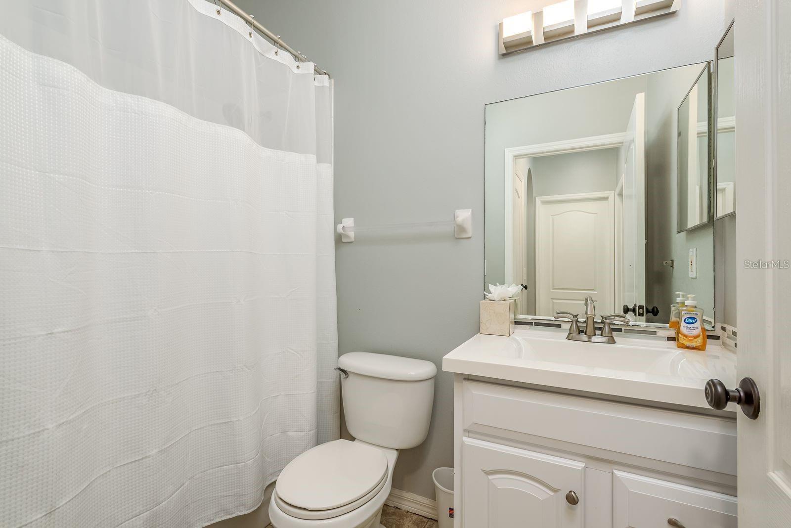 1810 WINSLOE DR — photo 24