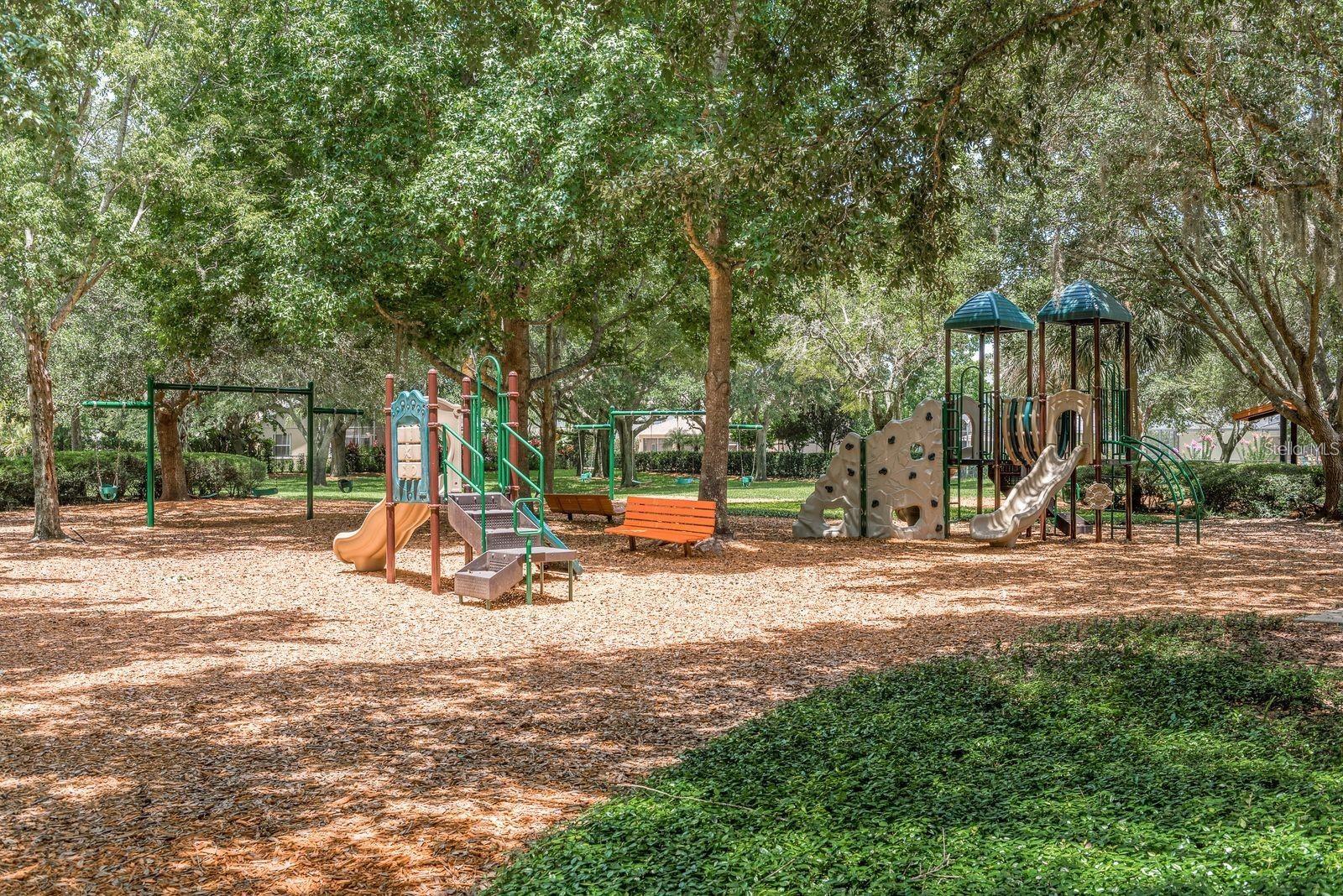 1810 WINSLOE DR — photo 41
