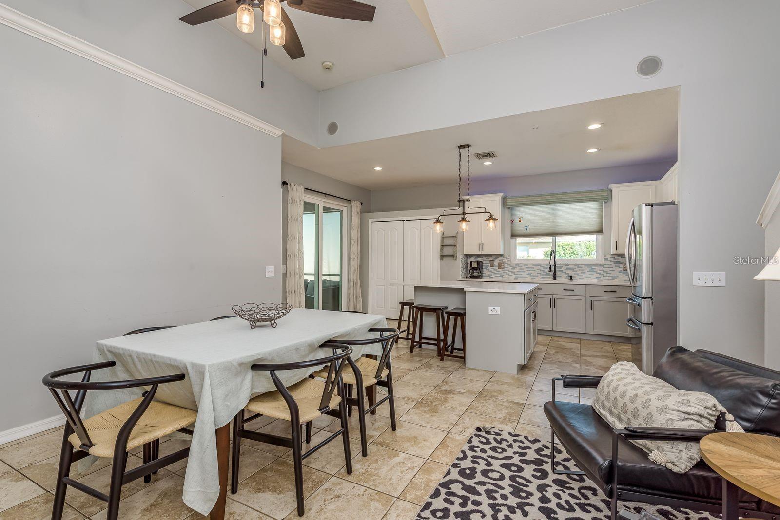 1810 WINSLOE DR — photo 11