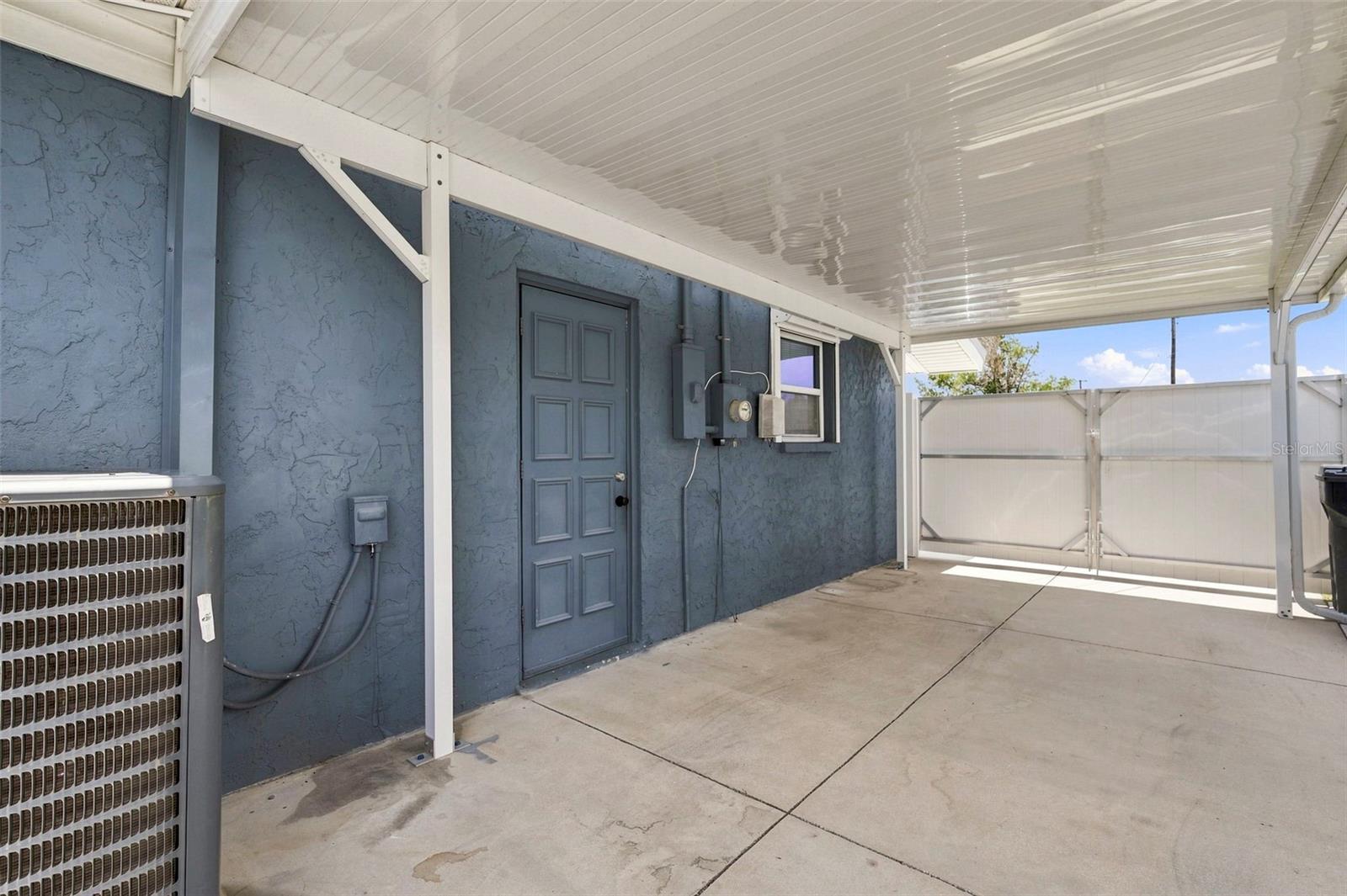485 FLAMINGO DR — photo 34